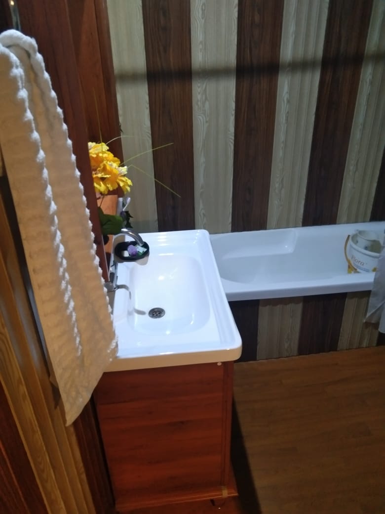 Young Morning Star House Boat